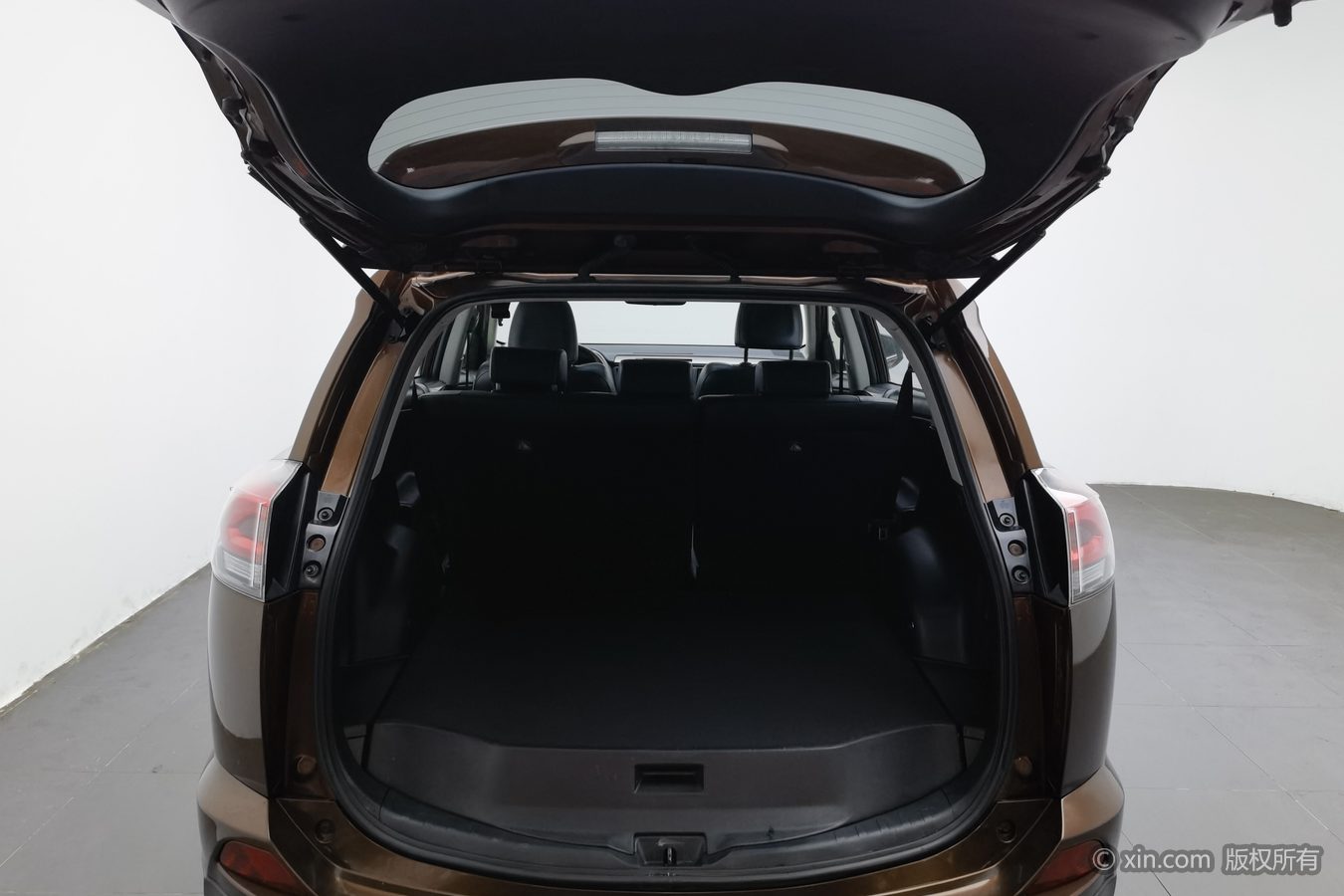 Toyota RAV4 2017 #17 Toyota RAV4 2017 car image #17