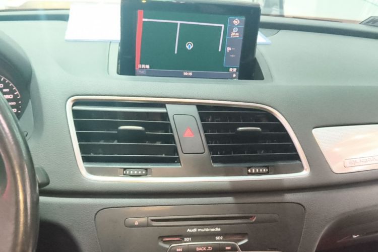 Audi Q3 2015 #13 Audi Q3 2015 car image #13