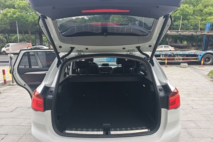 BMW X1 2018 #22 BMW X1 2018 car image #22