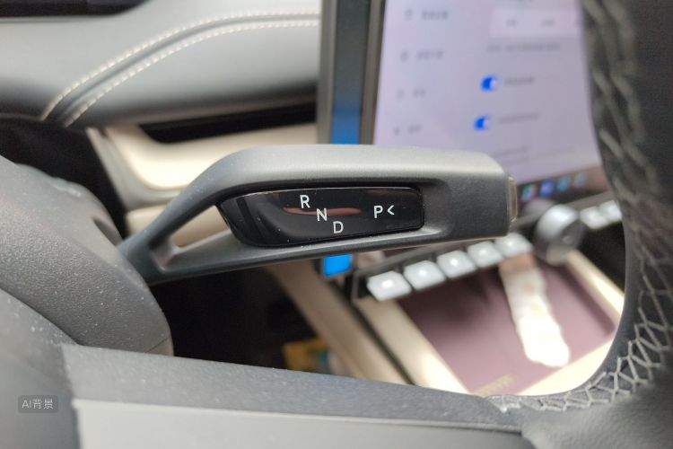 MI SU7 2025 car image #16