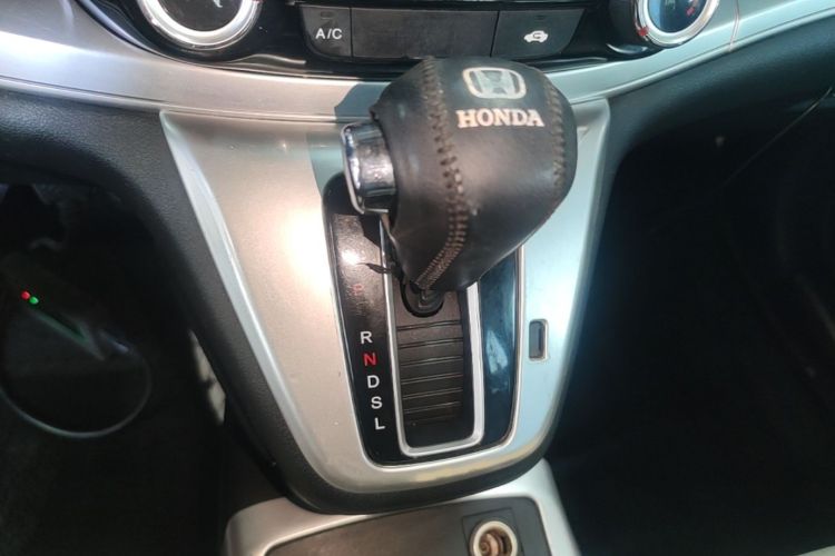 Honda CR-V 2017 #14 Honda CR-V 2017 car image #14