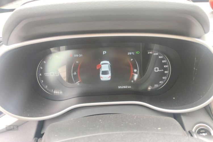 GEELY Emgrand 2018 car image #13