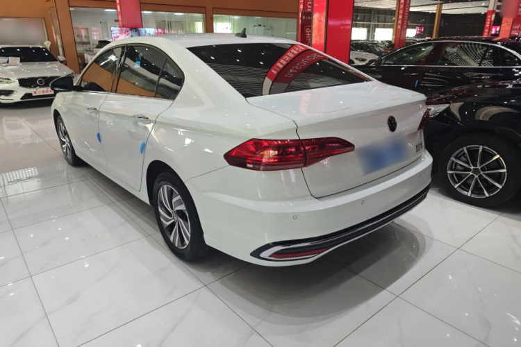Volkswagen Bora 2023 car image #8