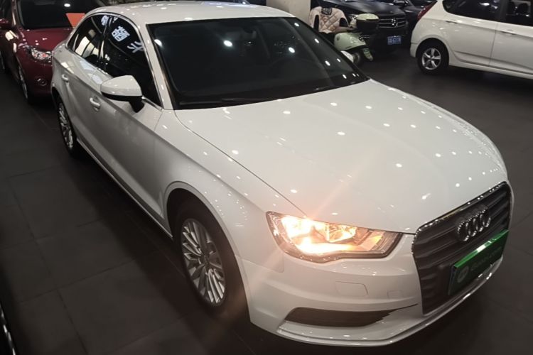 Audi A3 2017 car image #6