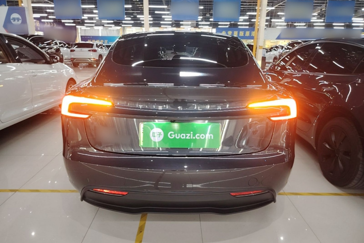 Tesla Model 3 2025 #6 Tesla Model 3 2025 car image #6