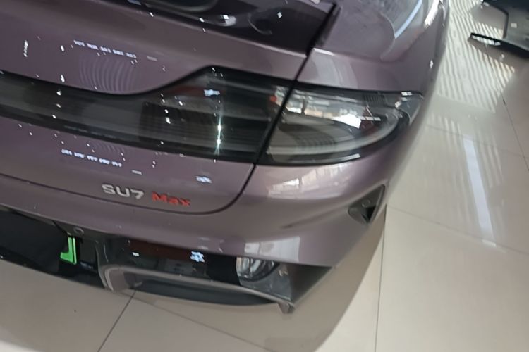 MI SU7 2024 car image #8
