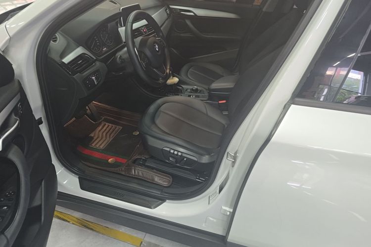 BMW X1 2017 car image #15