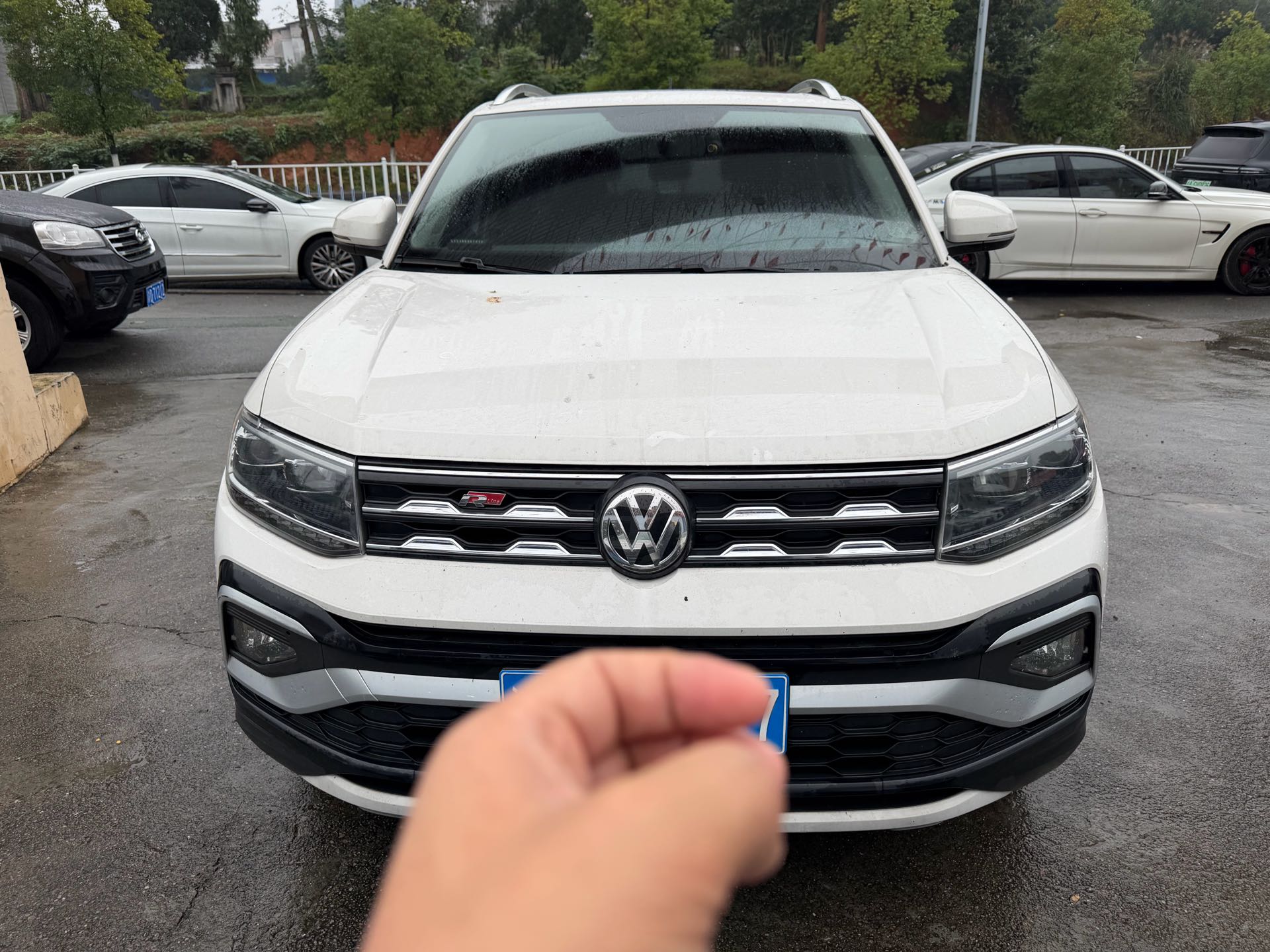 Volkswagen T-Cross 2021 immagine di auto #2