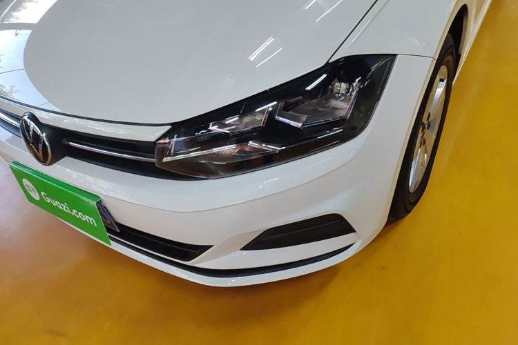 Volkswagen Polo 2021 صورة سيارة #23