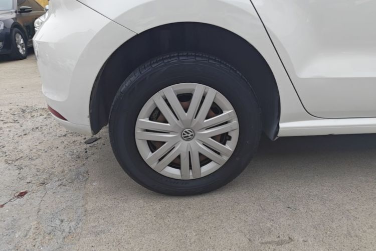 Volkswagen Polo 2017 #10 Volkswagen Polo 2017 car image #10