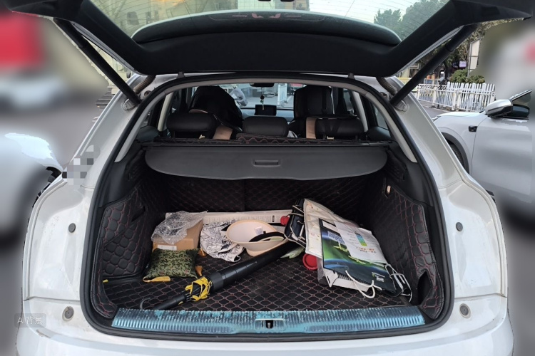 Audi Q3 2016 #21 Audi Q3 2016 car image #21