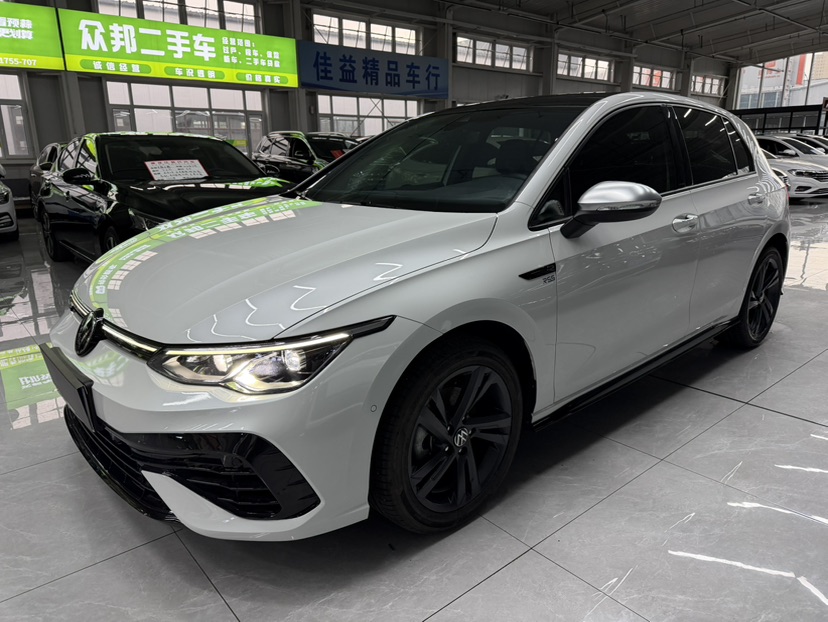 Volkswagen Golf 2023 car image 