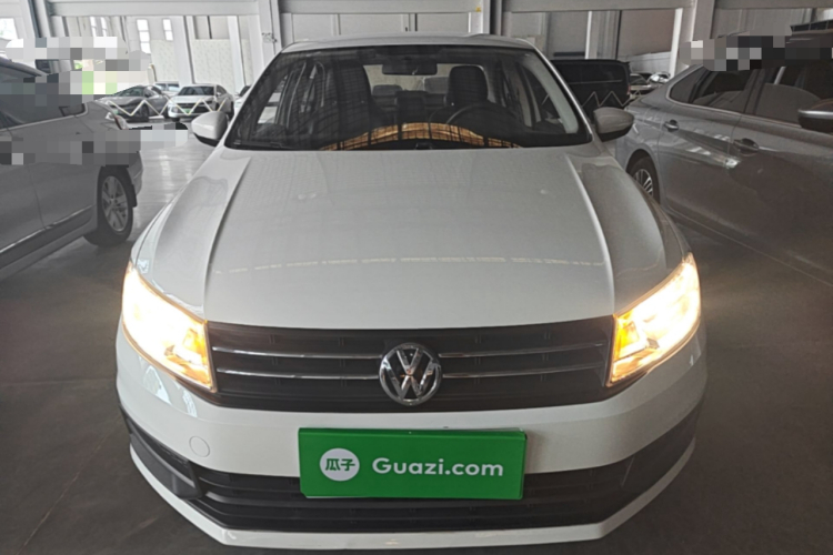 Volkswagen Santana 2018 car image #3
