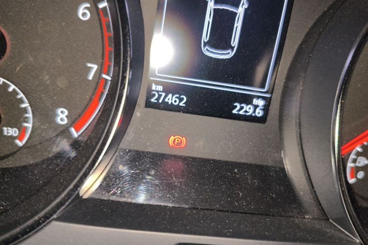 Volkswagen Golf 2019 #8 Volkswagen Golf 2019 car image #8