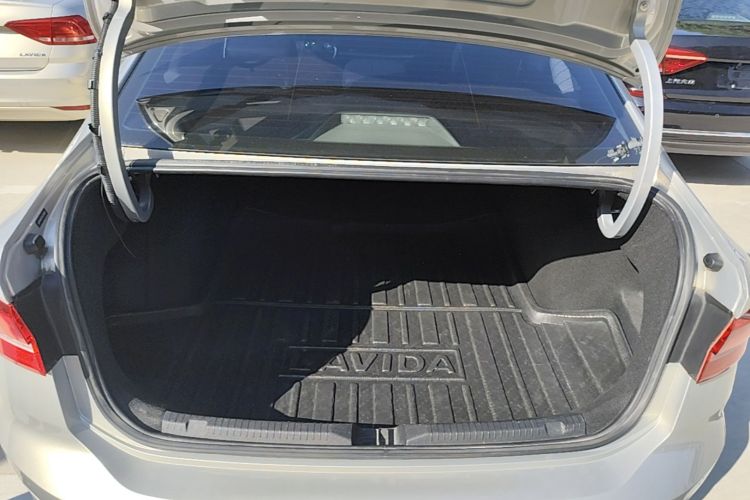 Volkswagen Lavida 2019 #21 Volkswagen Lavida 2019 car image #21