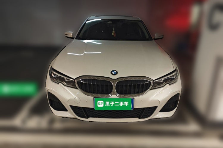 BMW 3 Series 2022 #3 BMW 3 Series 2022 car image #3