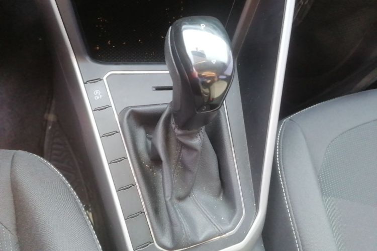 Volkswagen Polo 2021 صورة سيارة #14