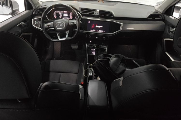 Audi Q3 2022 #10 Audi Q3 2022 car image #10