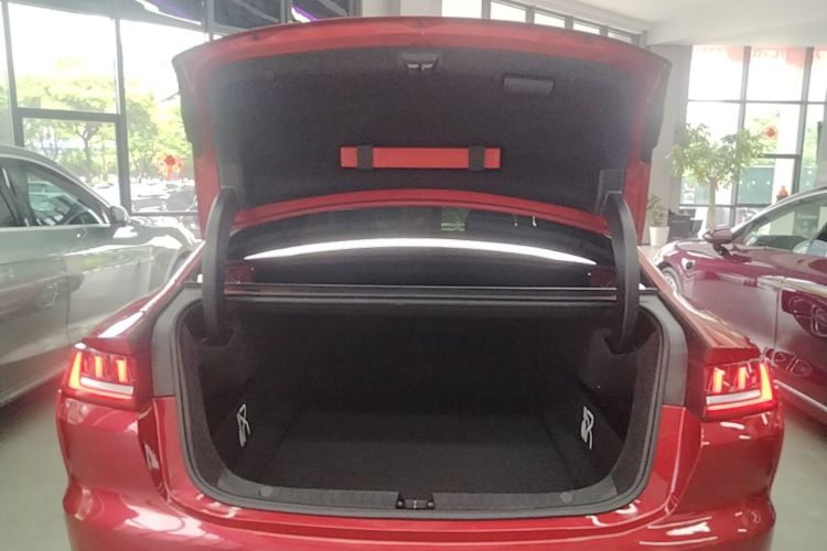 BYD Han 2021 car image #19