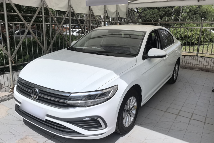 Volkswagen Bora 2024 car image #2