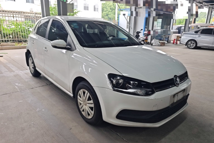 Volkswagen Polo 2017 car image #6