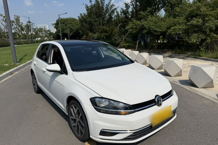 Volkswagen Golf 2020 #4 Volkswagen Golf 2020 car image #4