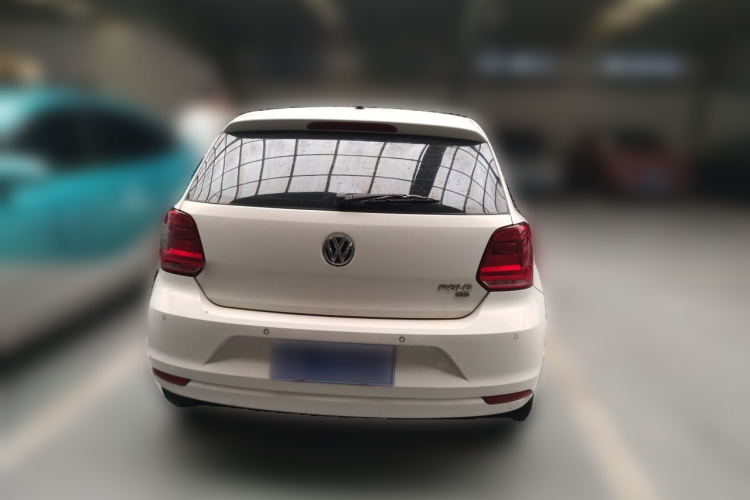 Volkswagen Polo 2016 car image #6