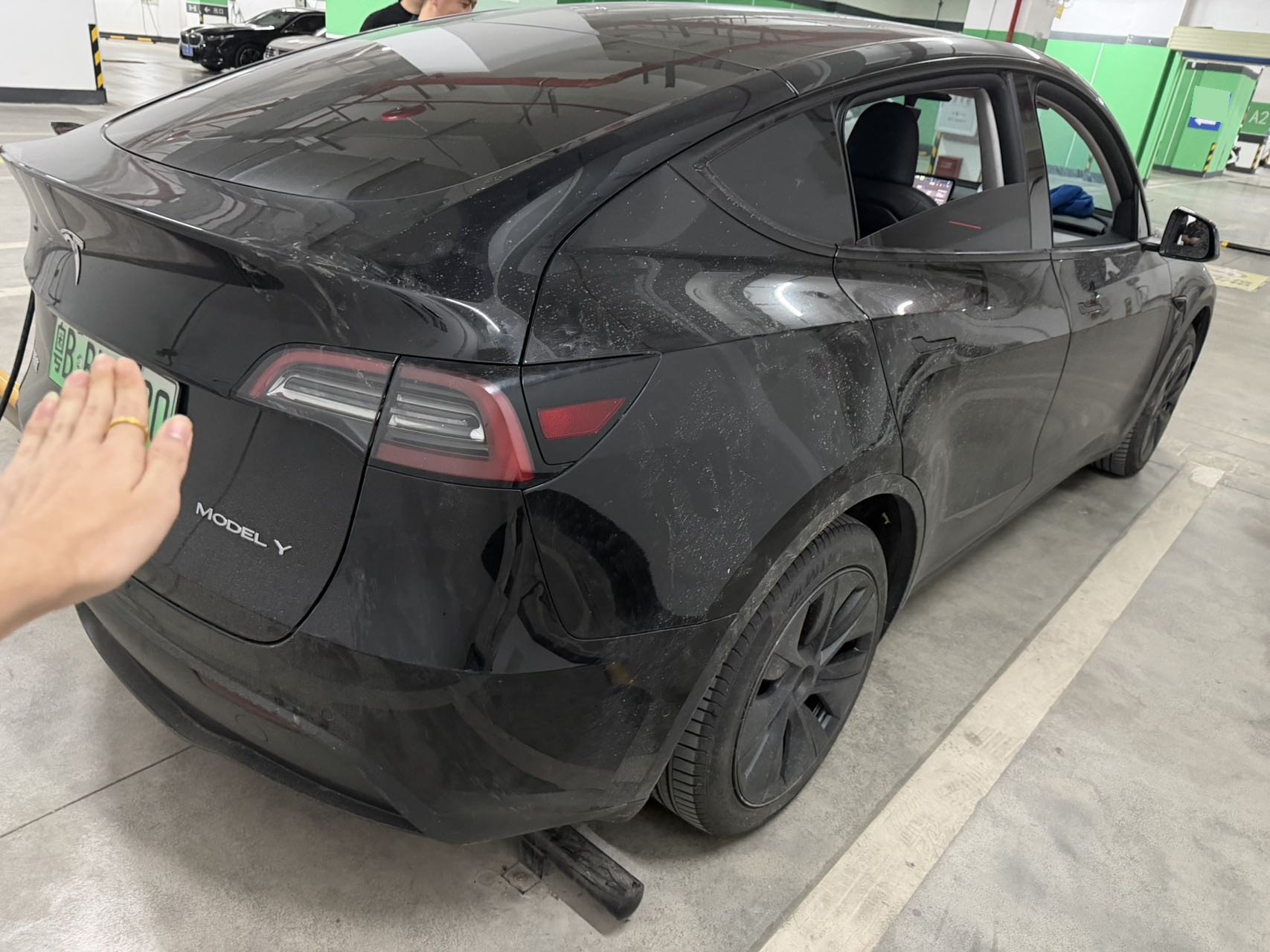 Tesla Model Y 2024 #4 Tesla Model Y 2024 immagine di auto #4