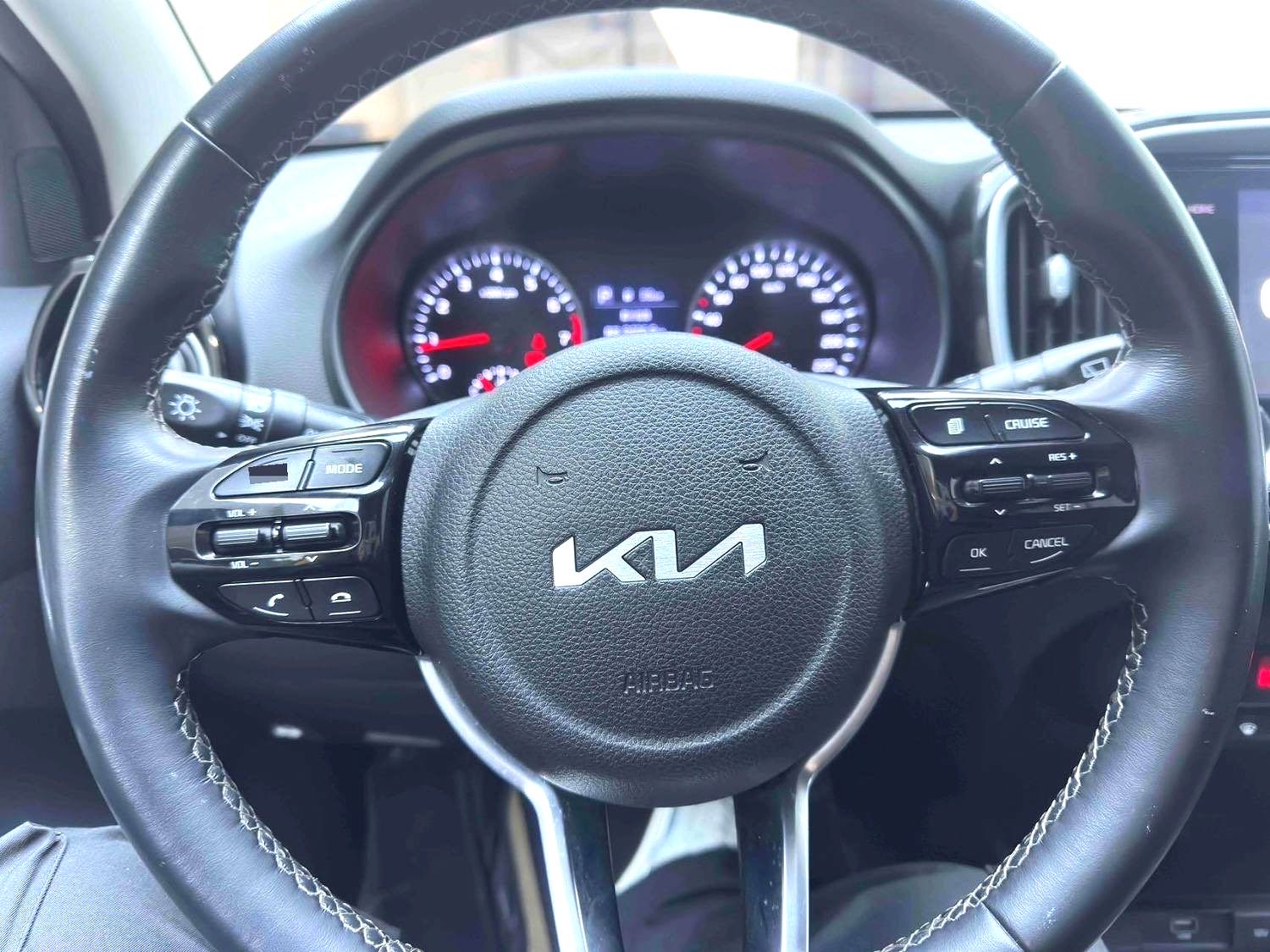 Kia KX1 2023 car image #5
