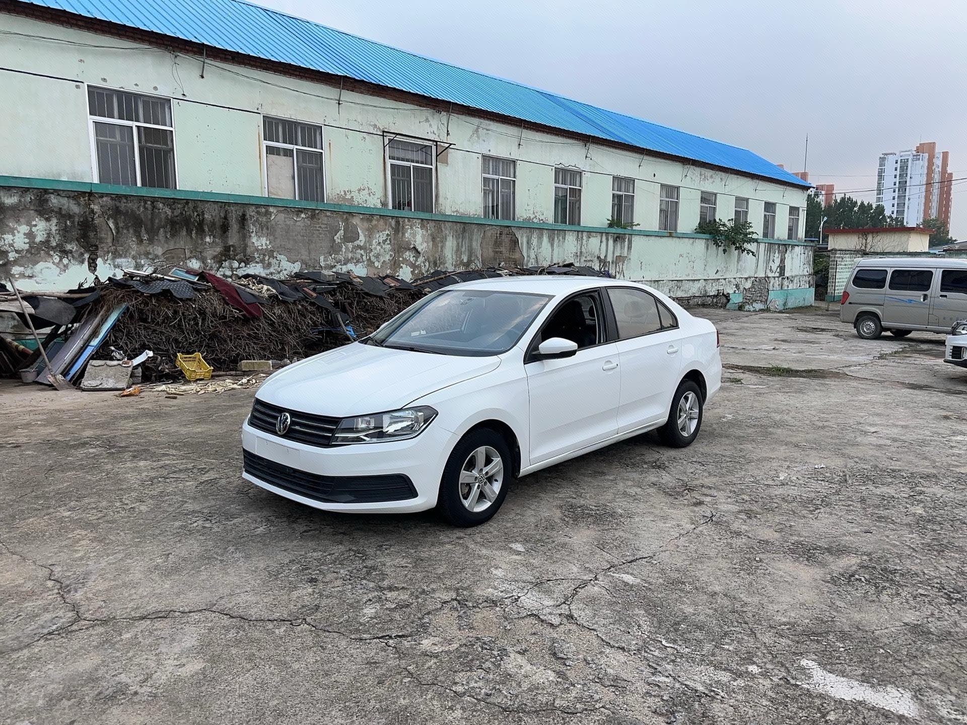 Volkswagen Santana 2016 car image 