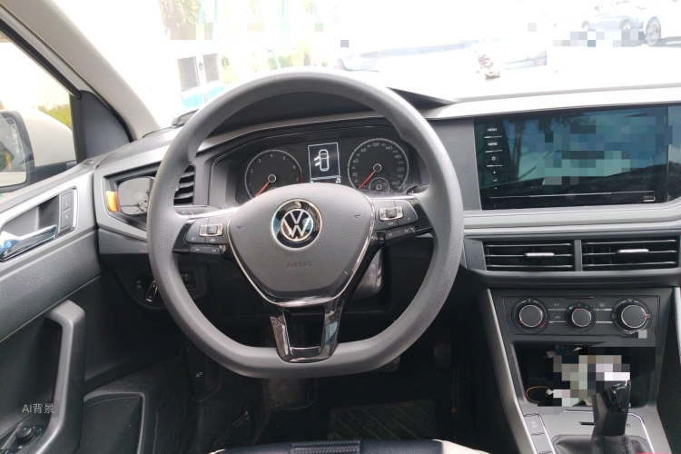 Volkswagen Polo 2021 car image #12