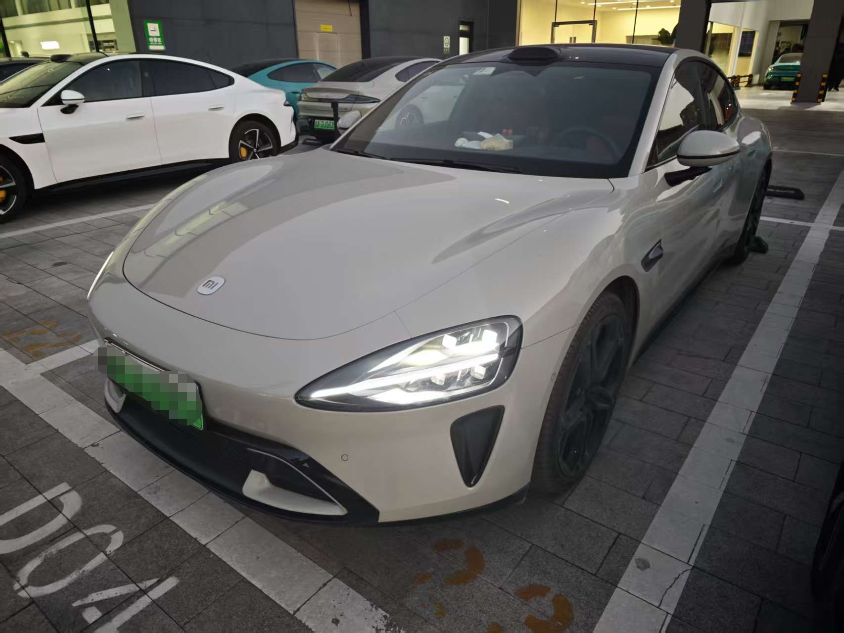 MI SU7 2024 car image 