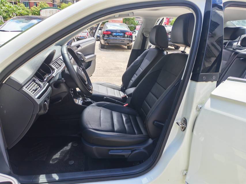 Volkswagen Bora 2017 #3 Volkswagen Bora 2017 car image #3