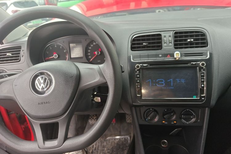Volkswagen Polo 2014 #10 Volkswagen Polo 2014 car image #10