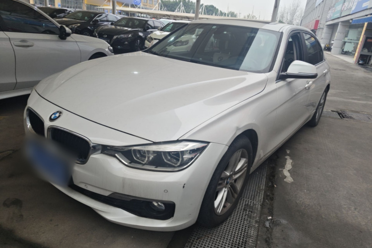 BMW 3 Series 2017 изображение автомобиля #2