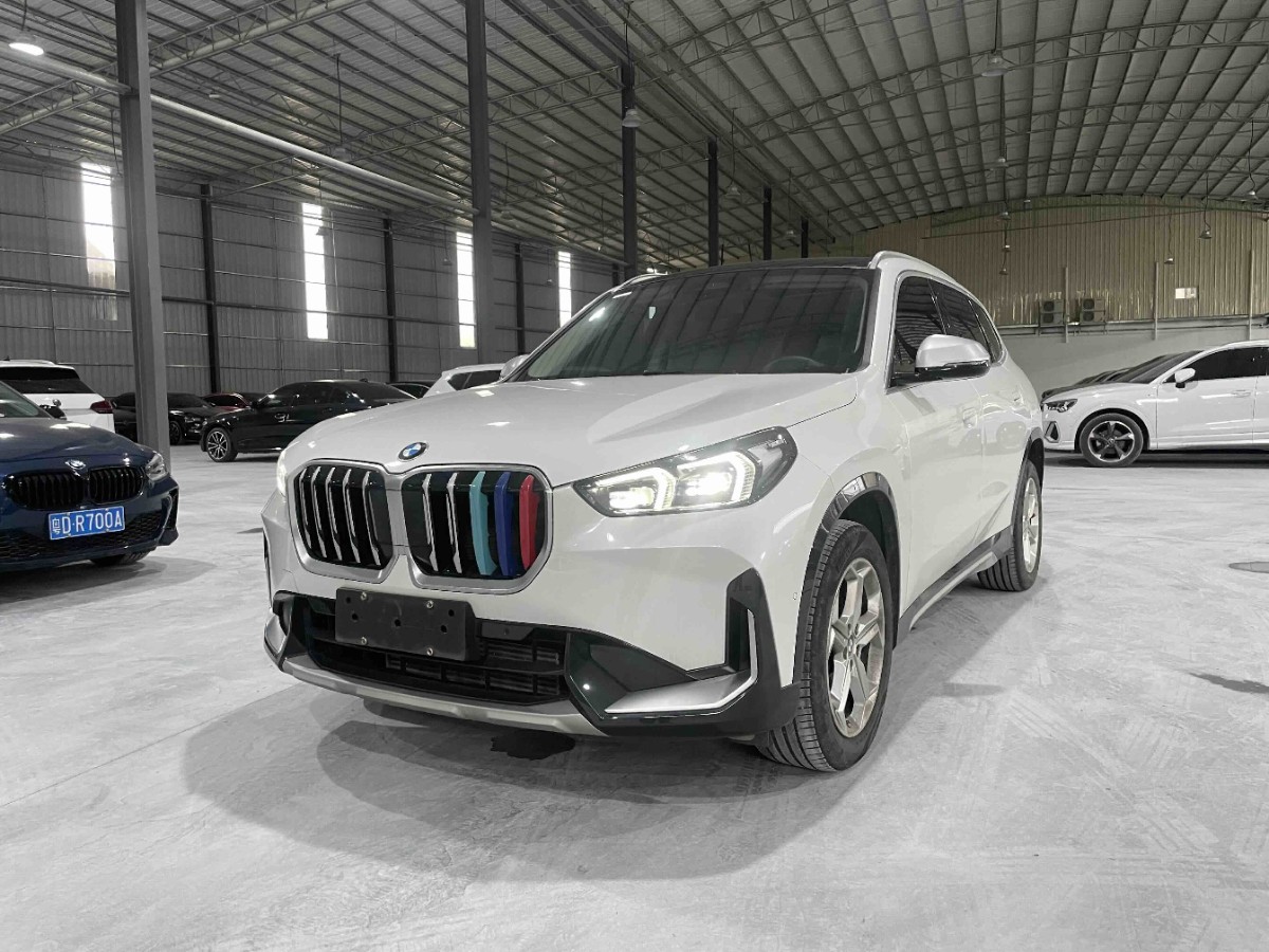 BMW X1 2024 BMW X1 2024 car image