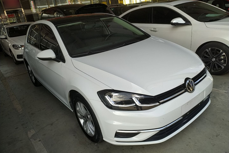 Volkswagen Golf 2019 #4 Volkswagen Golf 2019 car image #4