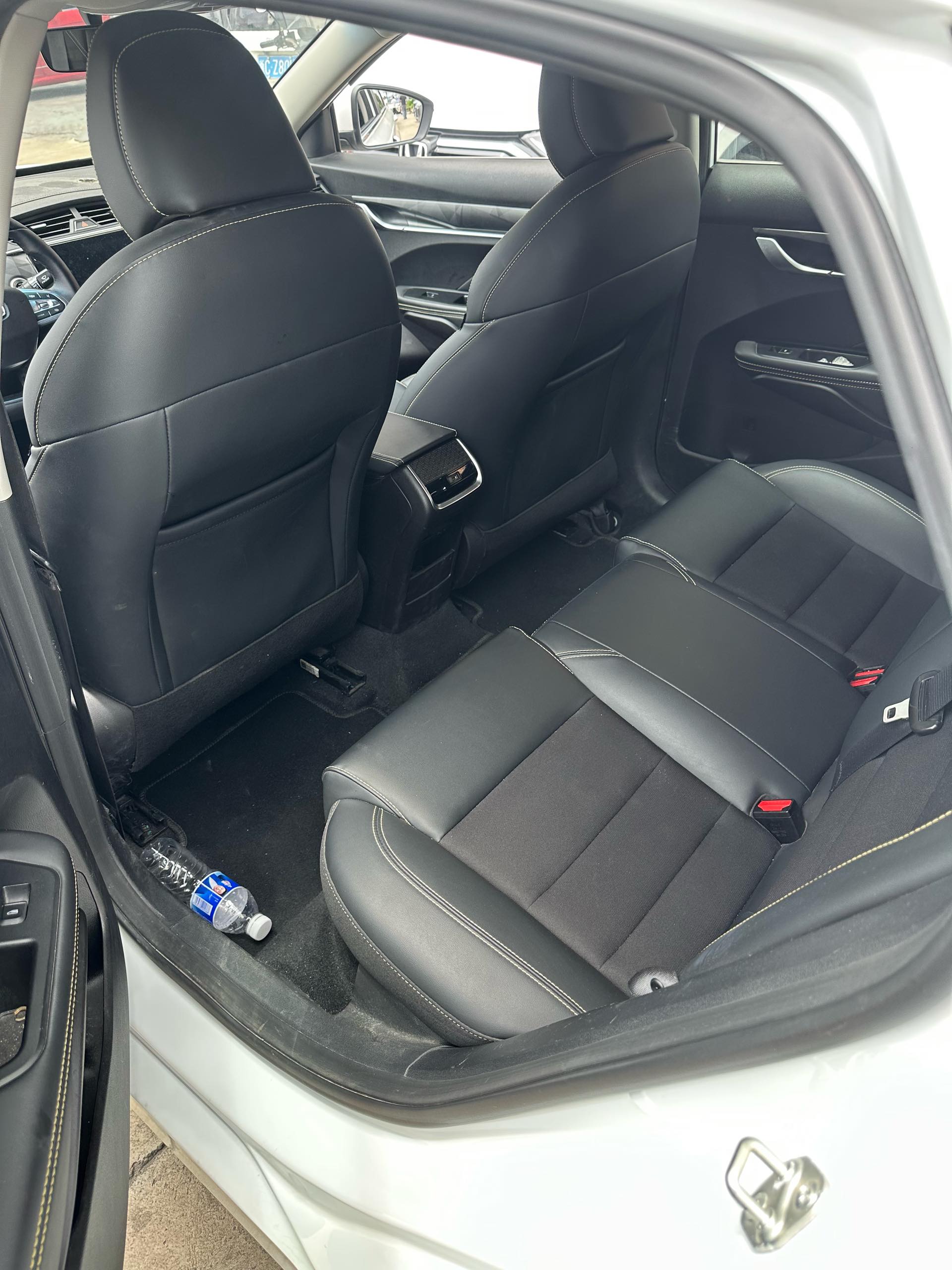 GEELY Binray 2021 car image #4