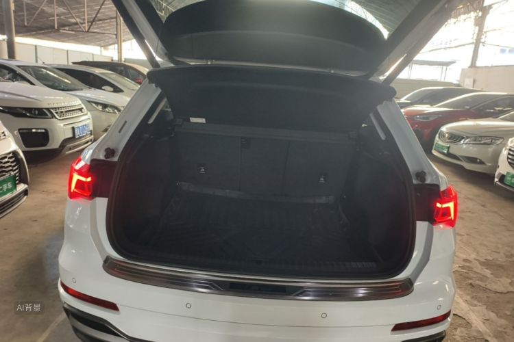 Audi Q3 2019 #22 Audi Q3 2019 car image #22