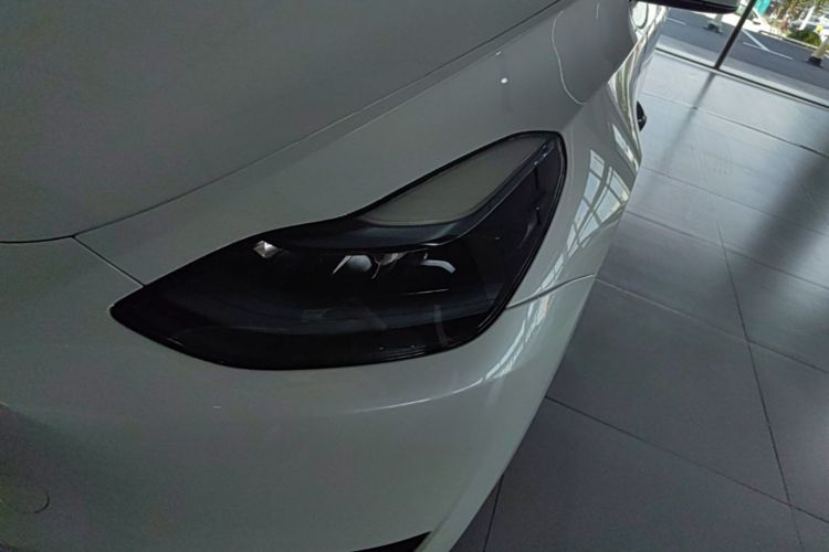 Tesla Model Y 2024 #23 Tesla Model Y 2024 car image #23
