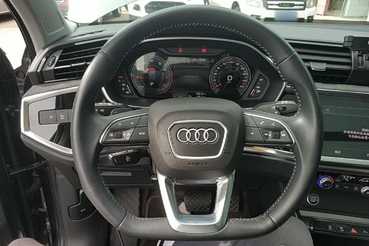 Audi Q3 2022 #15 Audi Q3 2022 car image #15