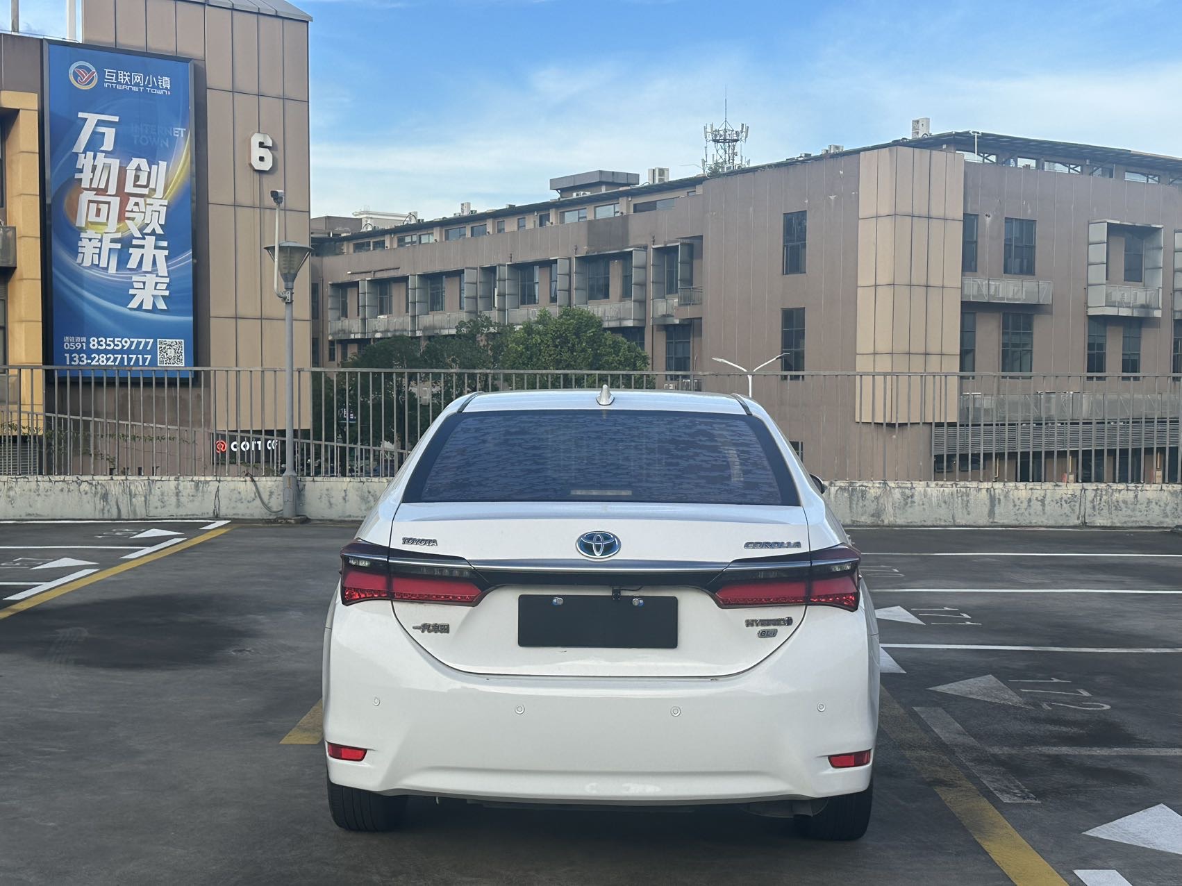 Toyota Corolla 2018 car image #10