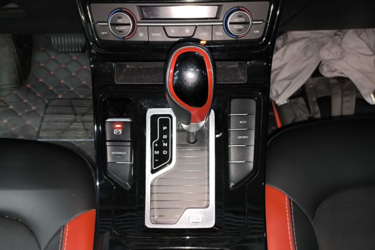 GEELY Emgrand GS 2021 #14 GEELY Emgrand GS 2021 imagen de coche #14