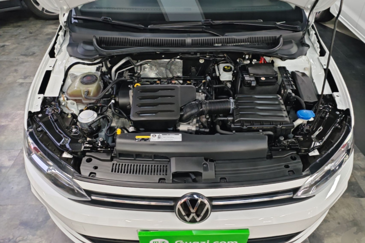 Volkswagen Polo 2022 car image #22