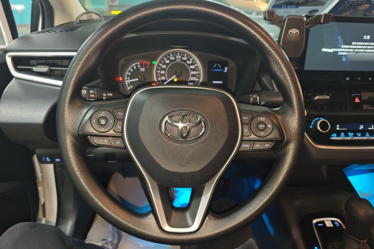 Toyota Corolla 2021 car image #11