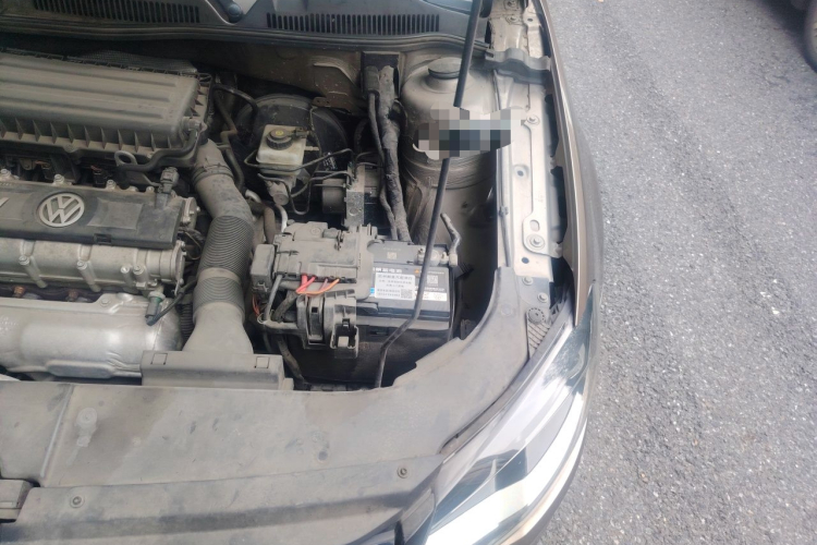 Volkswagen Bora 2015 #23 Volkswagen Bora 2015 صورة سيارة #23