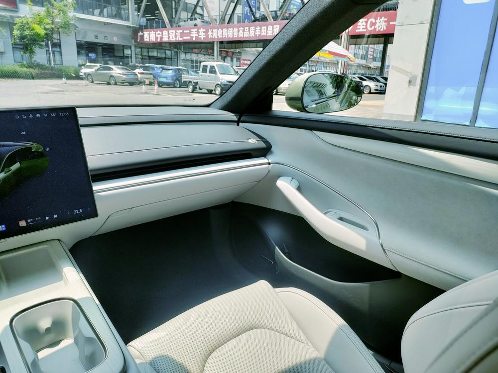 2025 #17 2025 immagine di auto #17