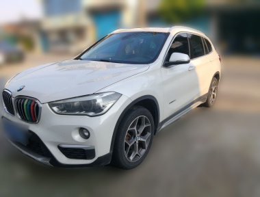 BMW X1 2018 BMW X1 2018 car image