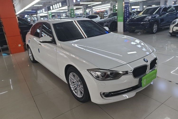 BMW 3 Series 2015 #4 BMW 3 Series 2015 car image #4