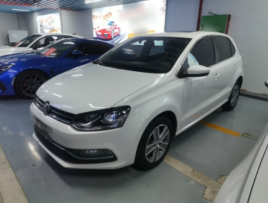 Volkswagen Polo 2017 car image 